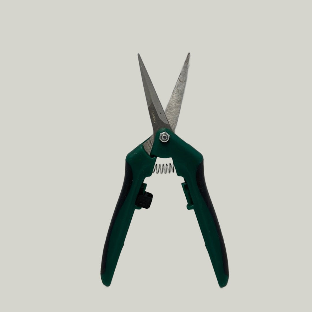 Bent Pruning Clippers